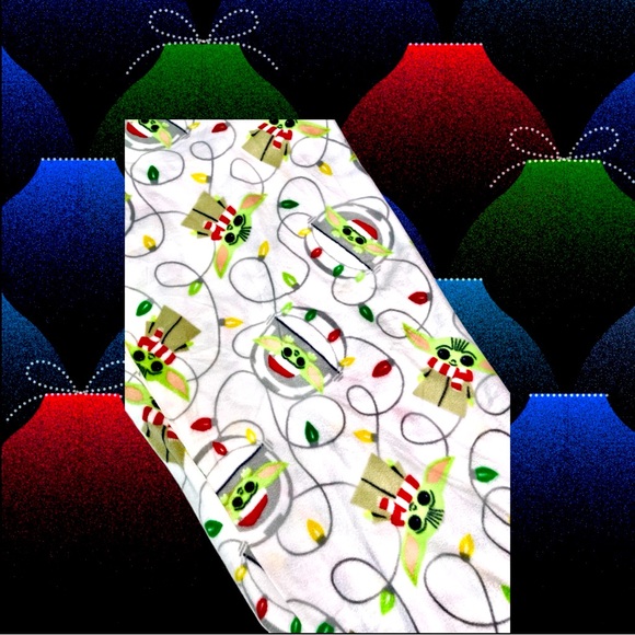 NWT Women’s Fleece Pajama Bottoms Size XL NWOT! Yoda - Picture 2 of 2